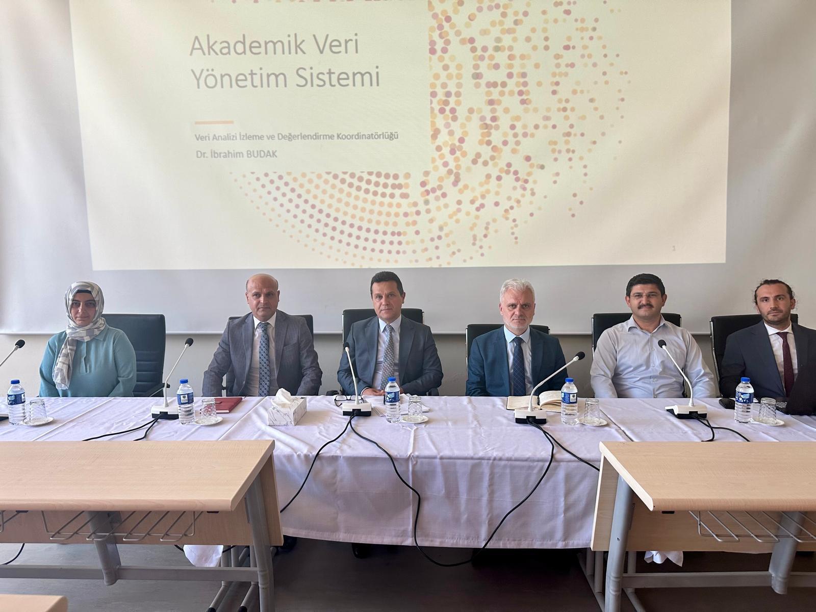 Kastamonu MYO'da Akademik Performans Değerlendirme Toplantısı